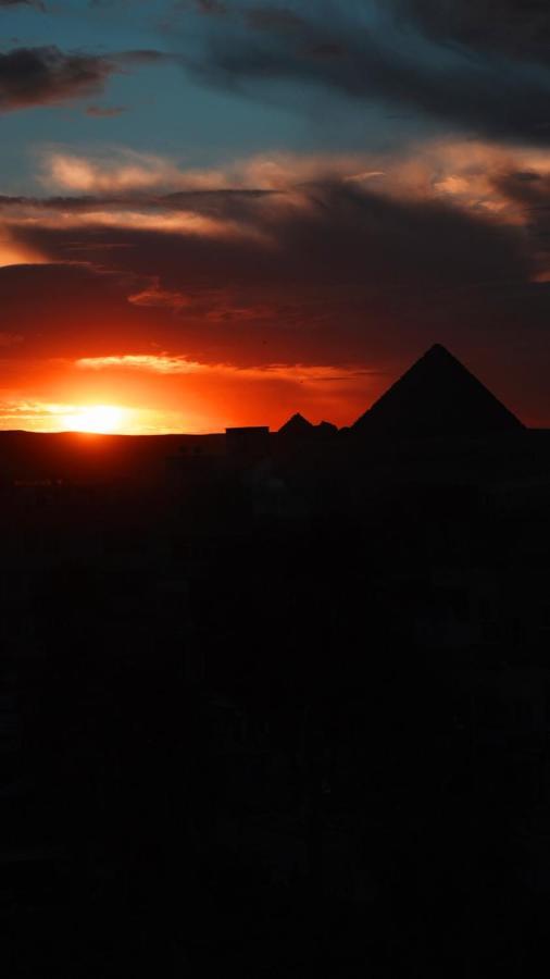 Happy Days Pyramids View Hotell Kairo Exteriör bild